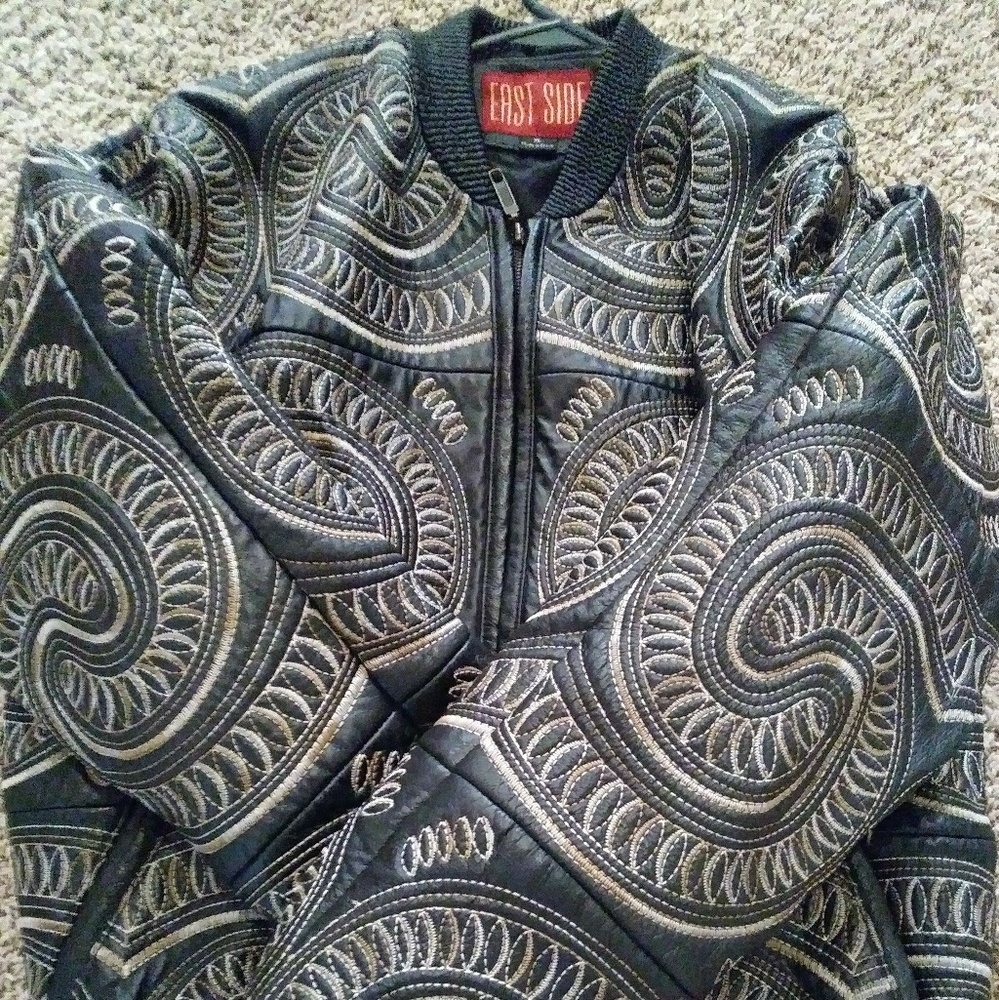 Leather bommer jacket